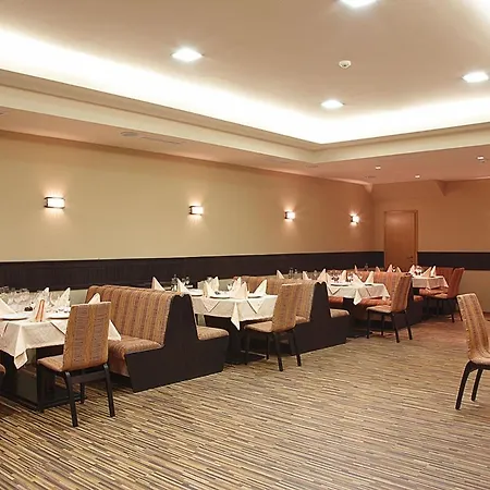 Grand 501 Free Pool & * Pamporovo