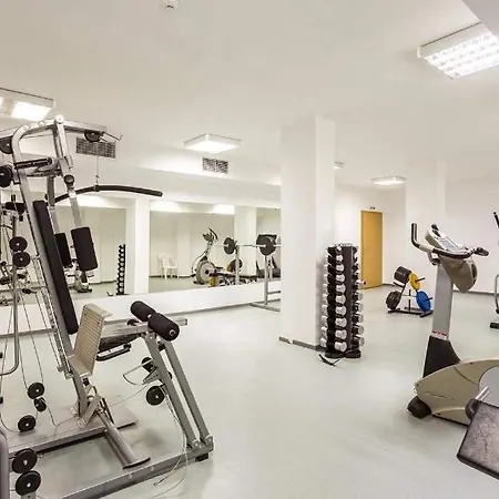 Grand 501 Free Pool & Appartement *